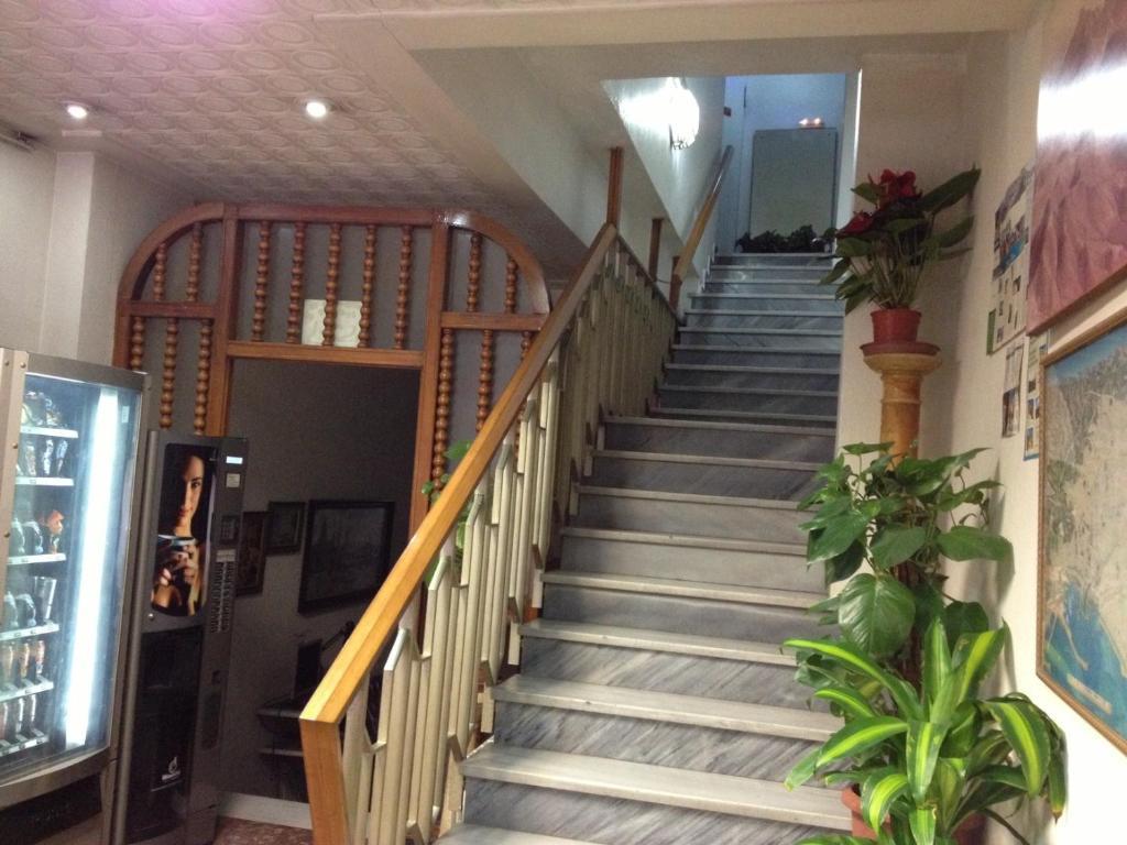 Pension Americano Almeria Bagian luar foto