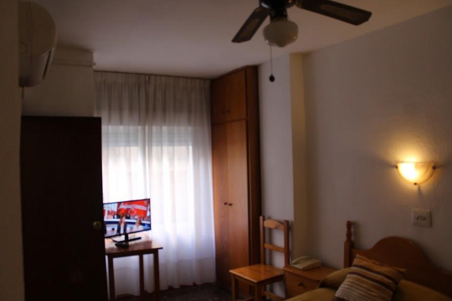 Pension Americano Almeria Bagian luar foto